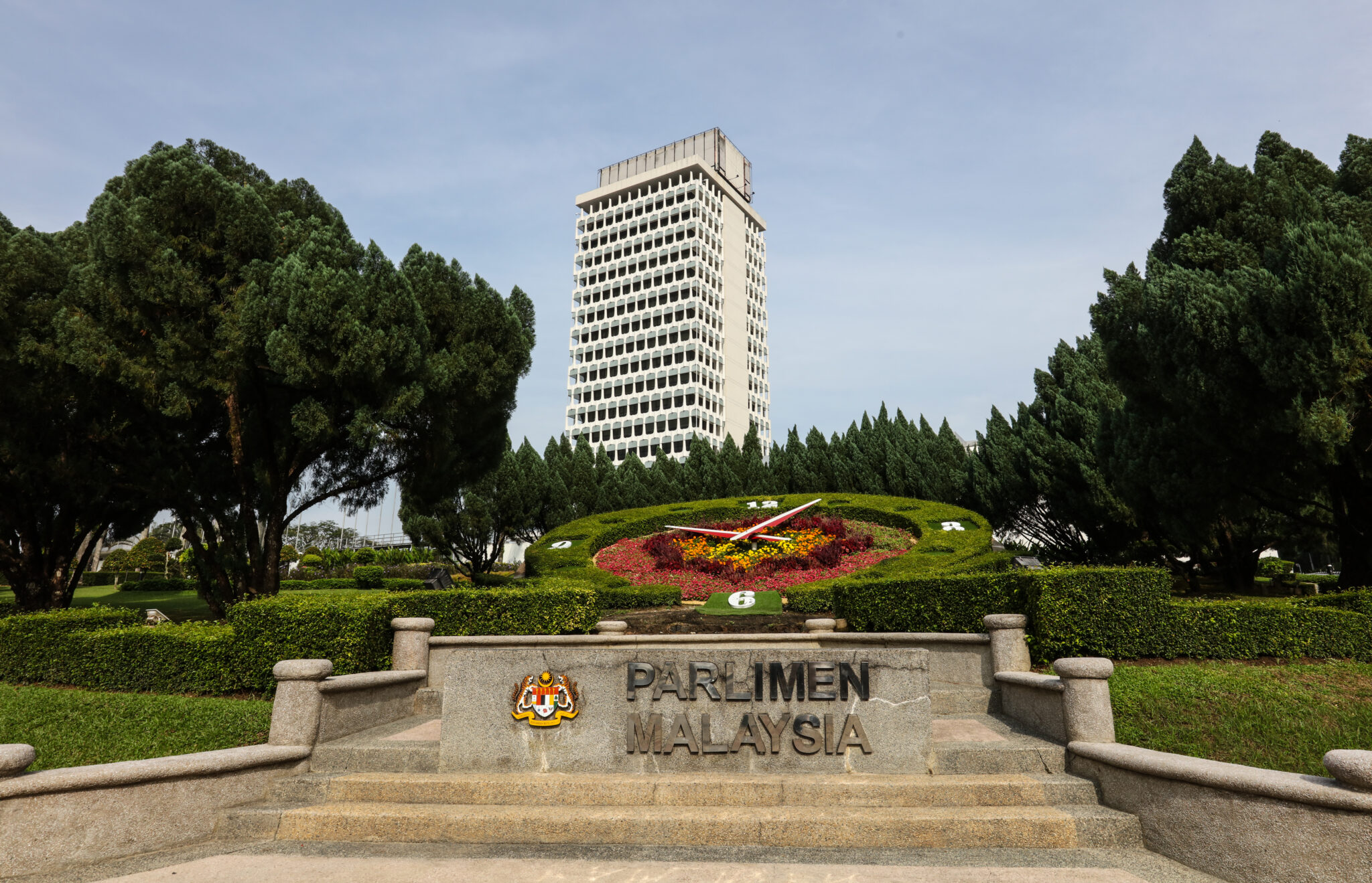 parliament parlimen malaysia 2048x1319