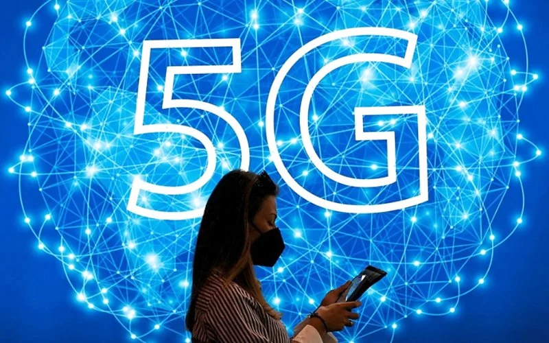 5g reuters
