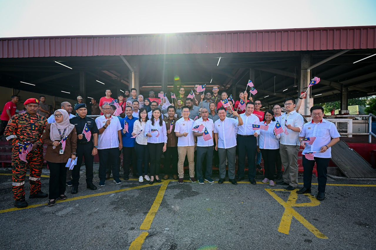 0795d088 fd3b 4af3 a08a 1b8046cab87f