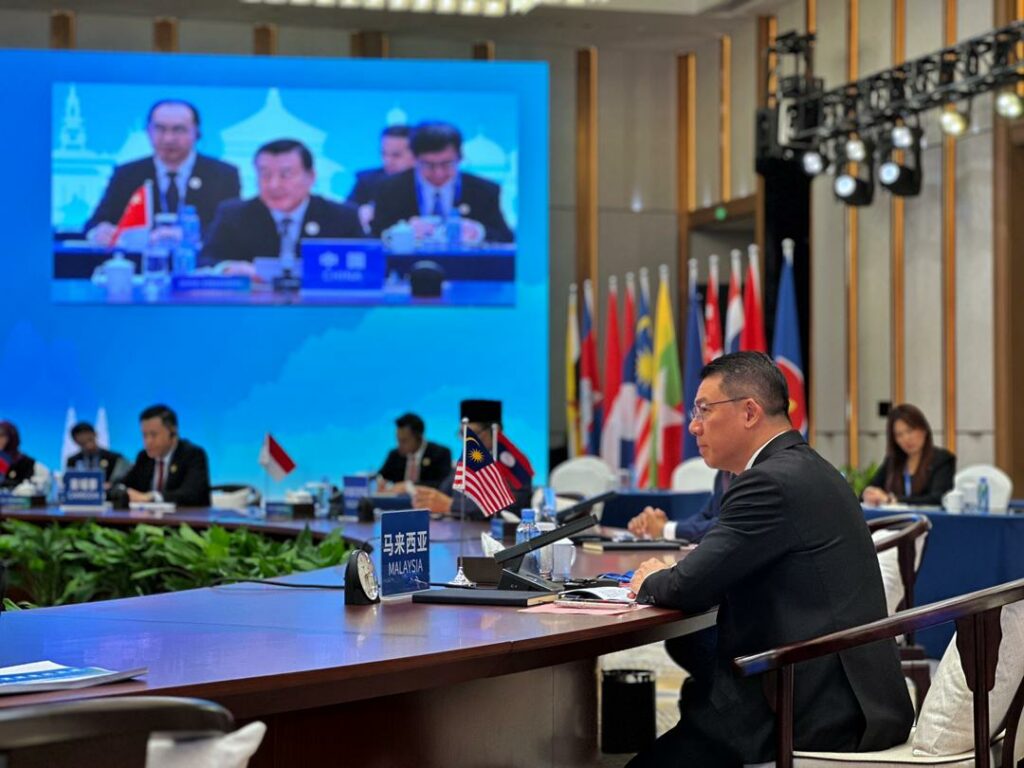 中国—东盟建设部长圆桌会议   倪可敏发表部长级演讲   吁联手打造“永续三好”——好房子、好建筑、好城市