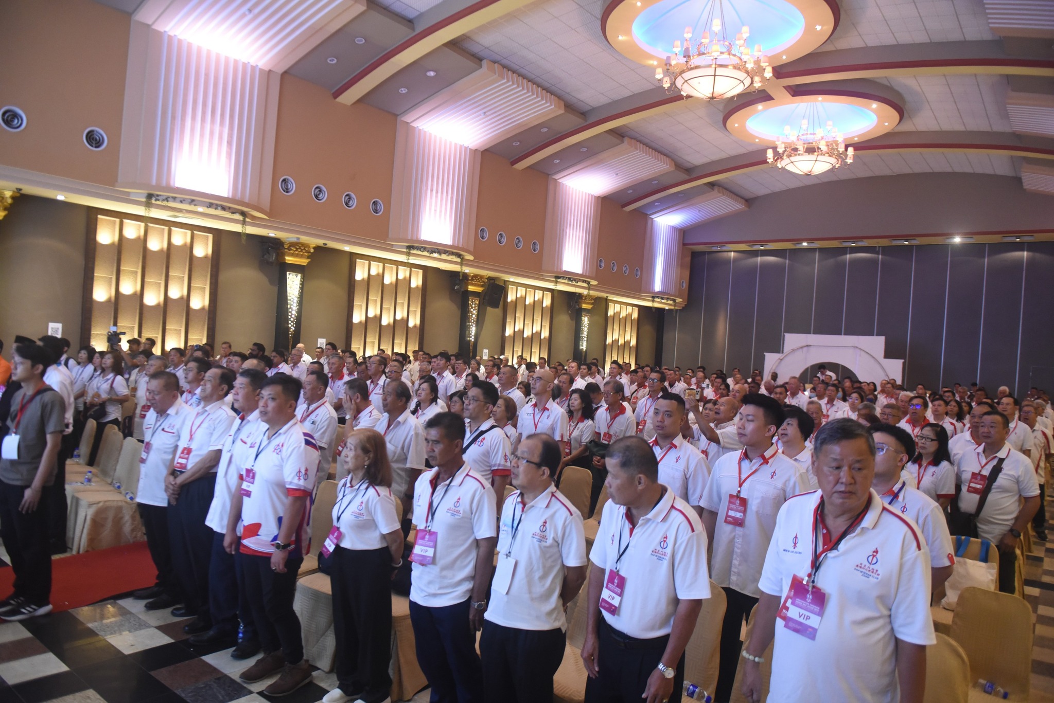 574322761 1395319128824798 6181307387384432954 n