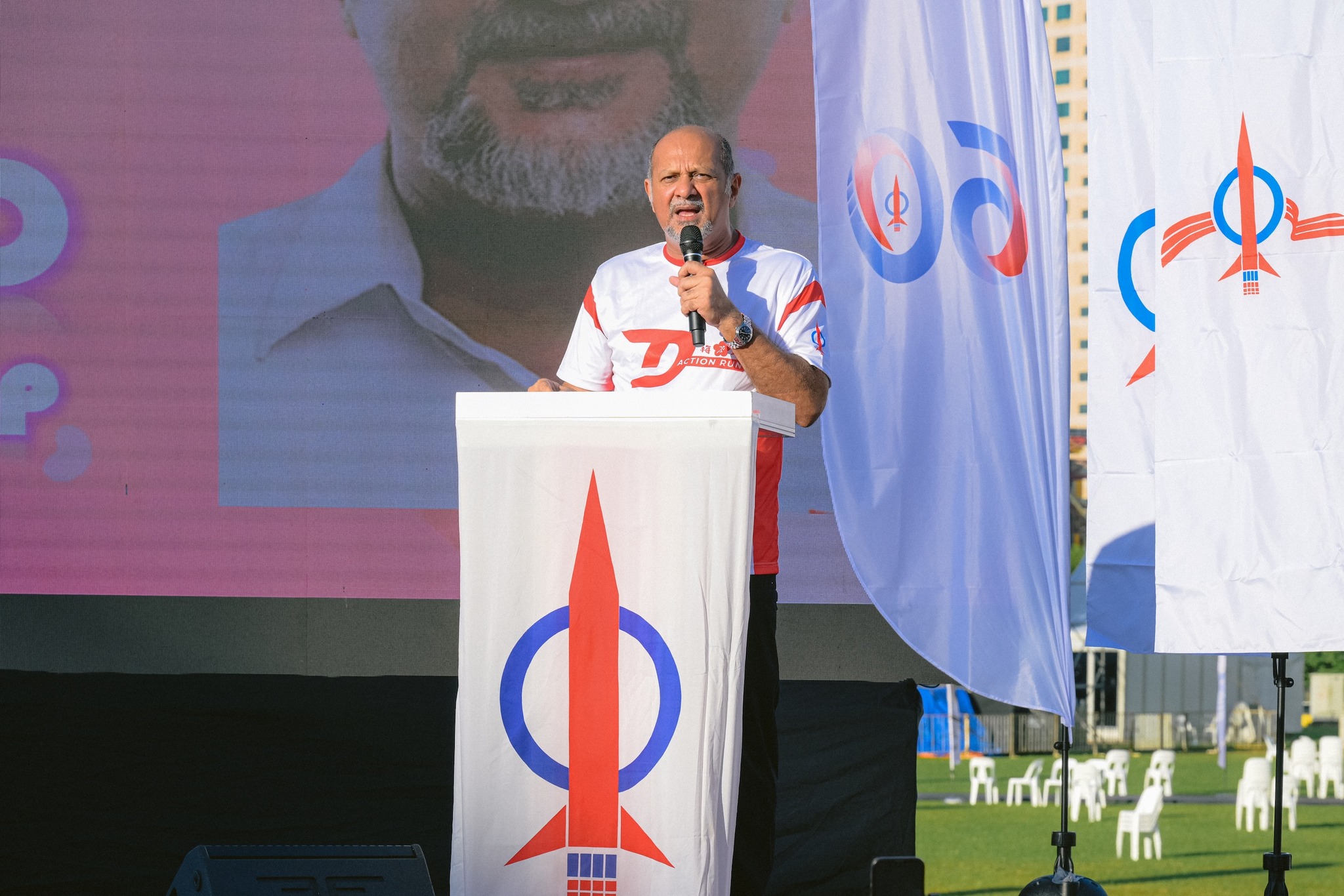 594074818 1387192146123832 1700090892251111492 n