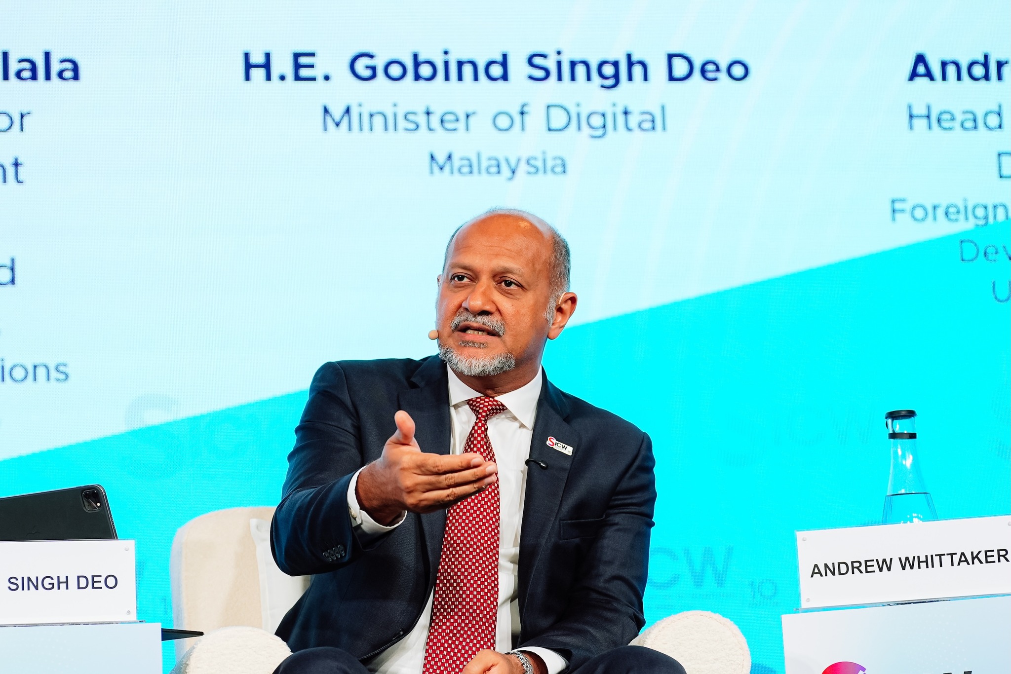 571265622 1351742476335466 3216440478787705536 n