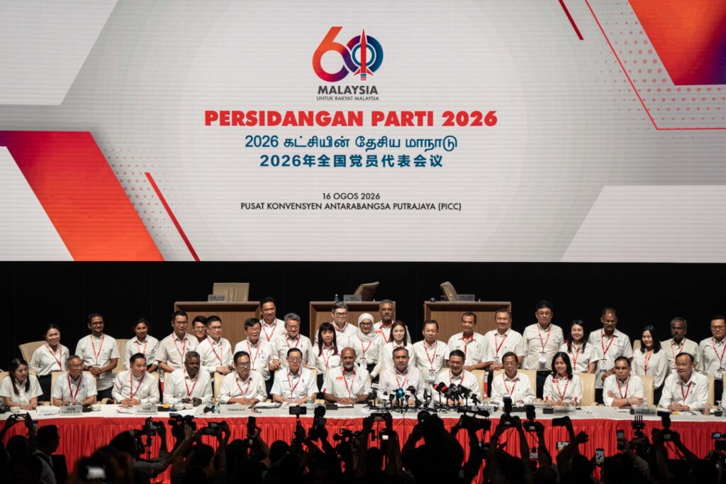 民主行动党代表全马来西亚人民 陆兆福：坚守多元种族路线不退缩