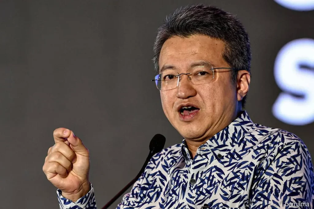 Raising the Floor, Uniting the Nation – Liew Chin Tong