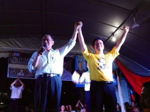 375924_475720712499049_94100569_n