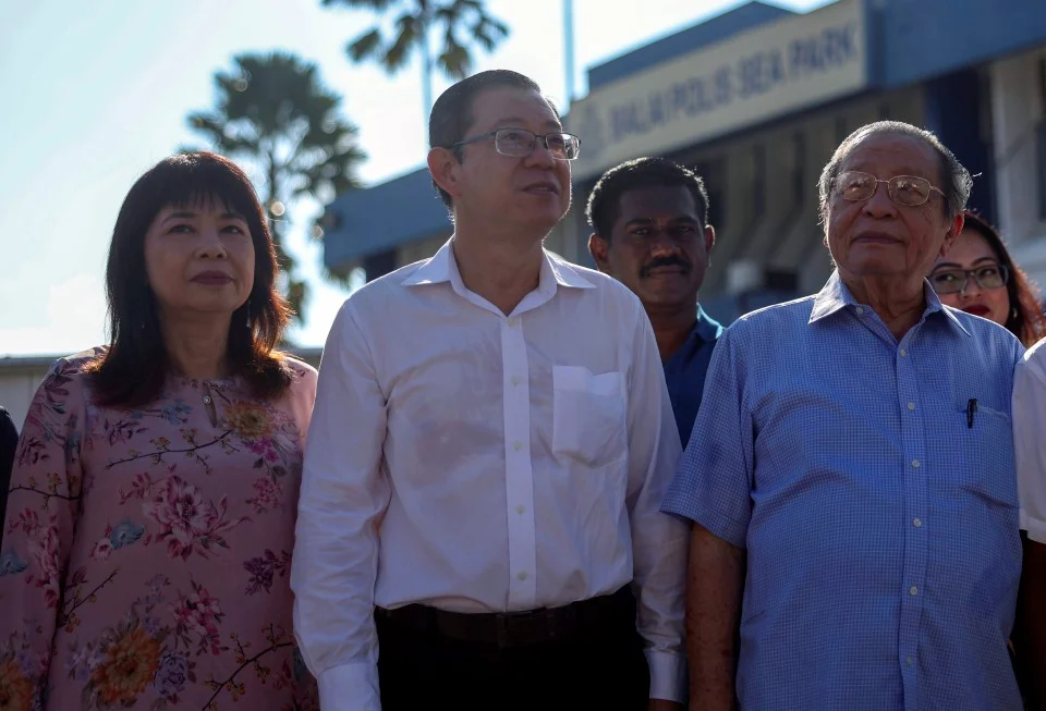 Tiga Tonggak Lim Kit Siang